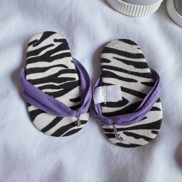 GUC American Girl Doll Clothes & Accessories Lot #3 - Picture 12 of 14